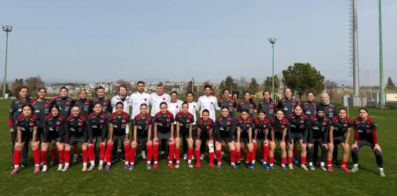 Orjinal boyutlar� i�in t�klay�n�z