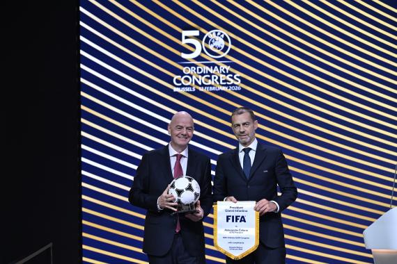 Orjinal boyutlar� i�in t�klay�n�z