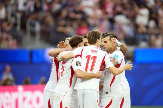 Orjinal boyutlar� i�in t�klay�n�z