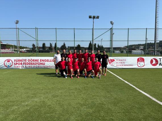 Orjinal boyutlar� i�in t�klay�n�z