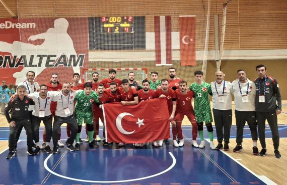 Orjinal boyutlar iin tklaynz