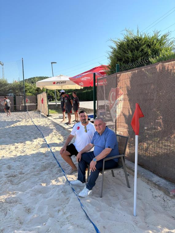 Orjinal boyutlar� i�in t�klay�n�z