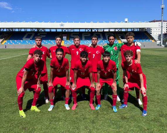 Orjinal boyutlar� i�in t�klay�n�z