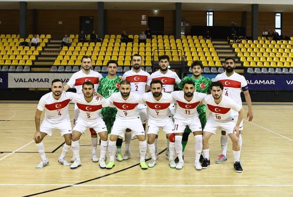 Orjinal boyutlar� i�in t�klay�n�z