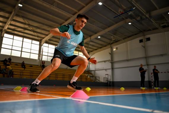 Orjinal boyutlar� i�in t�klay�n�z