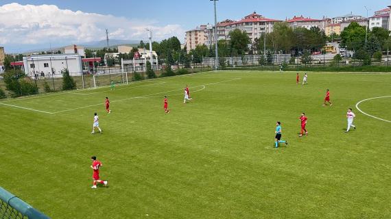 Orjinal boyutlar� i�in t�klay�n�z