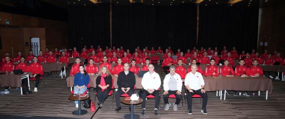 Orjinal boyutlar� i�in t�klay�n�z