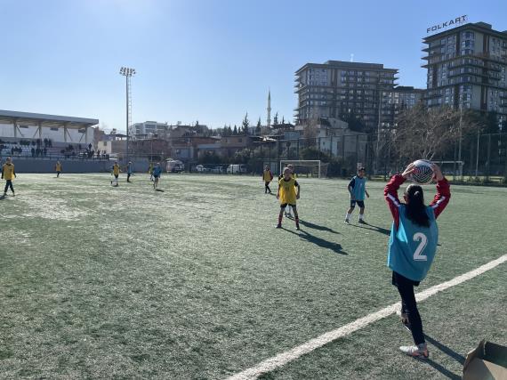 Orjinal boyutlar� i�in t�klay�n�z