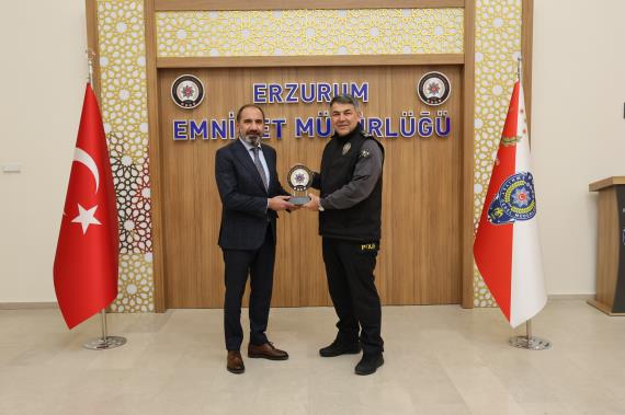 Orjinal boyutlar� i�in t�klay�n�z