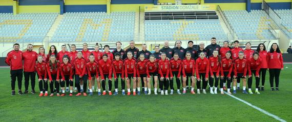 Orjinal boyutlar� i�in t�klay�n�z