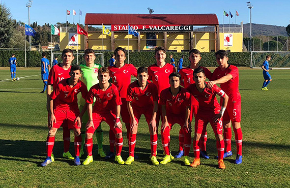 U15s draw 1-1 with Italy