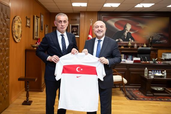 Orjinal boyutlar iin tklaynz