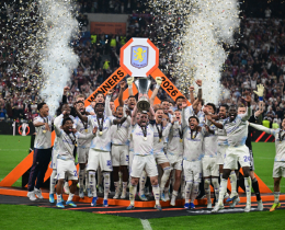 �stanbul�daki 2026 UEFA Avrupa Ligi Finalinin Galibi Aston Villa