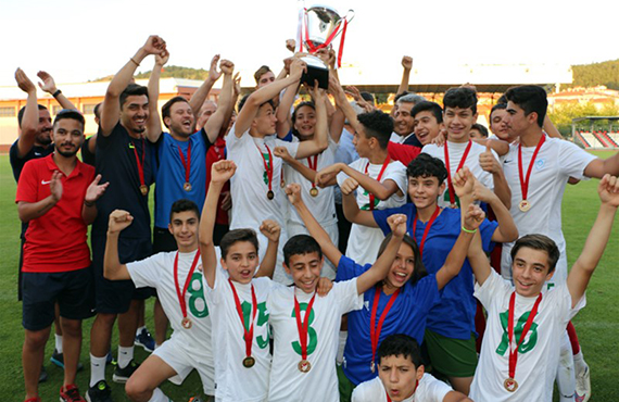 U14 Trkiye ampiyonas'nda Manisa Bykehir Belediyespor ampiyon oldu