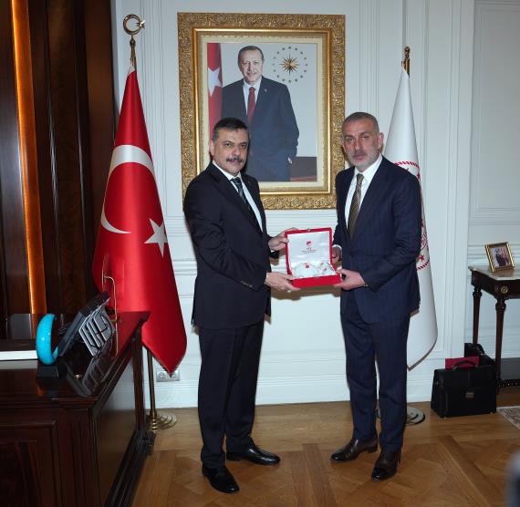 Orjinal boyutlar� i�in t�klay�n�z