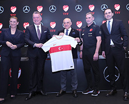 Türkiye Futbol Milli Takımlar Ana Sponsoru Mercedes Oldu