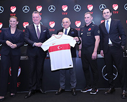 Trkiye Futbol Milli Takmlar Ana Sponsoru Mercedes Oldu