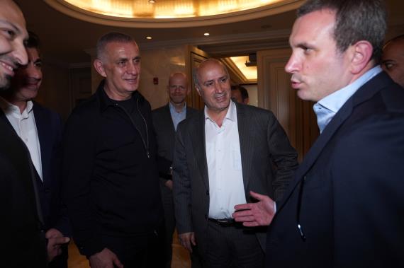Orjinal boyutlar� i�in t�klay�n�z