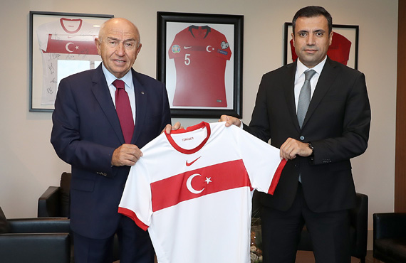 ttifak Holding Konyaspor'dan zdemir'e ziyaret 