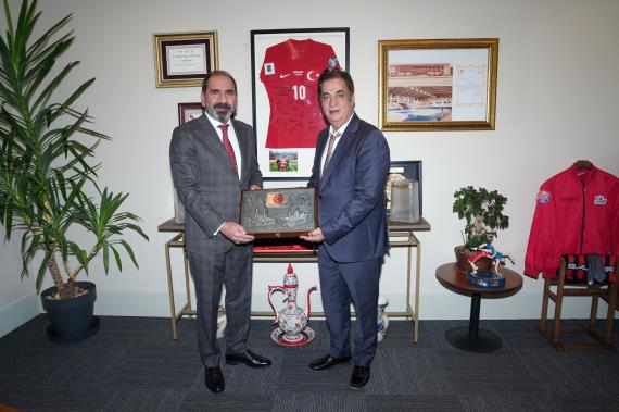 Orjinal boyutlar� i�in t�klay�n�z