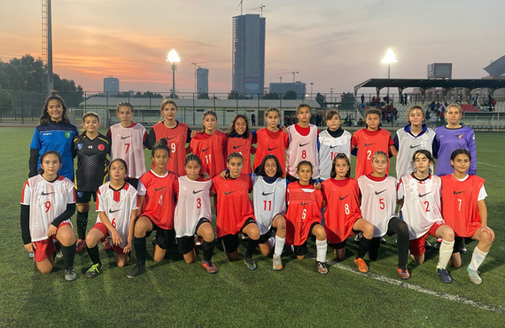U15 ve U17 Kz Milli Takmlar blge semelerinin zmir etab tamamland
