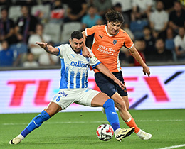 Baakehir 1-2 Universitatea Craiova