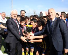 U14 Trkiye ampiyonu Kayseri Talasgc Belediyespor Oldu