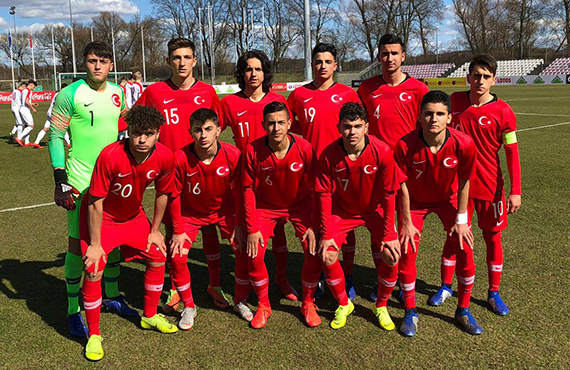 U16 Milli Takm, Polonya'y 2-0 yendi