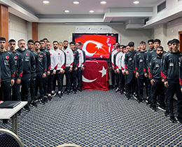 U19 ve U17 Mill Takmlarmz, Atatrk Anma Trenleri Dzenledi