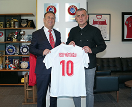 Recep M�ft�o�lu, TFF Ba�kan� Hac�osmano�lu�nu Ziyaret Etti