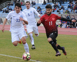 U19 lose to Greece: 3-2