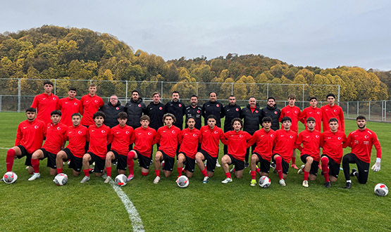 U18 Mill Takmmz Hollanda Ma Hazrlklarn Kocaeli'de Srdryor