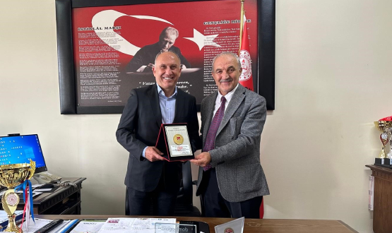 TFF Trabzon Blge Mdrl'nden Yavuz Sultan Selim Anadolu Lisesi'ne Ziyaret