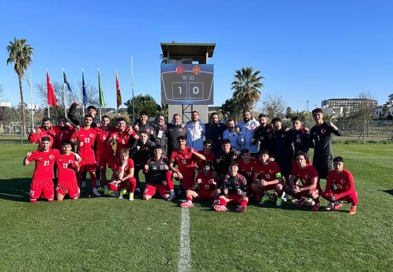 Orjinal boyutlar� i�in t�klay�n�z