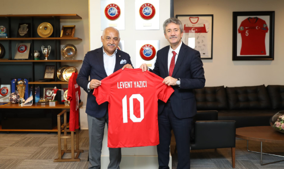 stanbul Milli Eitim Mdr Levent Yazc'dan Bakan Bykeki'ye Ziyaret