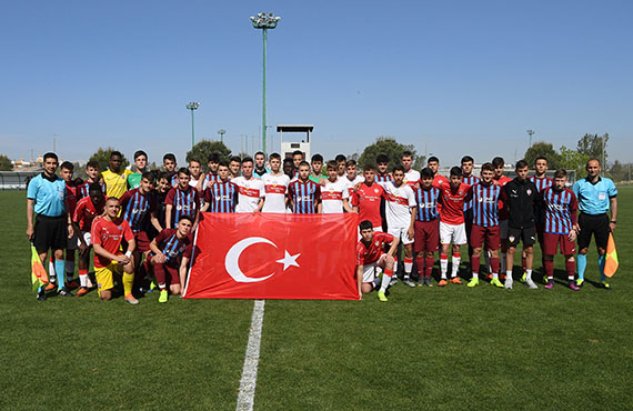 3.Uluslararas Genlik Turnuvas'nda 23 Nisan cokusu