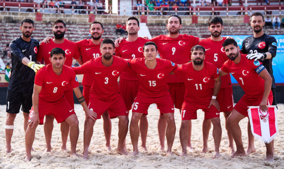 Plaj Futbolu Mill Takmmz, ekya Karsnda