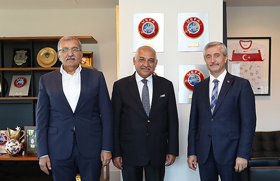 Mehmet Tahmazolu ve Murat Aydn'dan Büyükeki'ye ziyaret