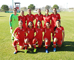 Womens U17s beat Russia: 6-1