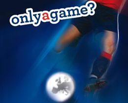 UEFA Futbol Sergisi "Only a Game?"in ziyareti says 10 bini geti