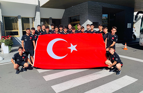  U17 Milli Takm'nda 30 Austos kutlamas