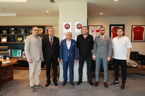 Orjinal boyutlar iin tklaynz