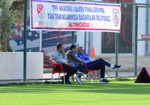 Orjinal boyutlar iin tklaynz