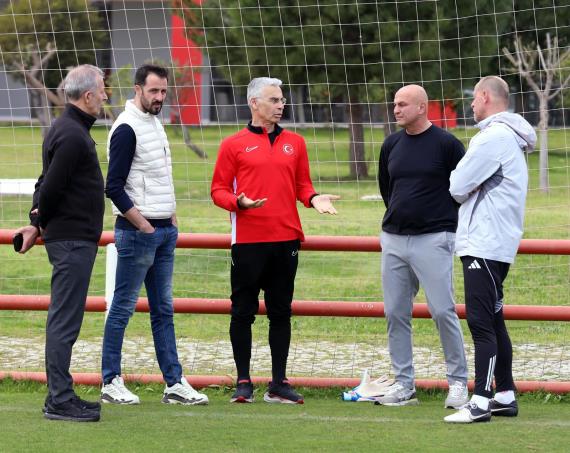 Orjinal boyutlar� i�in t�klay�n�z