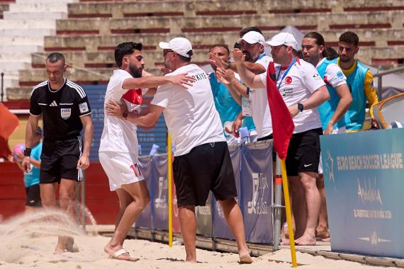 Orjinal boyutlar� i�in t�klay�n�z