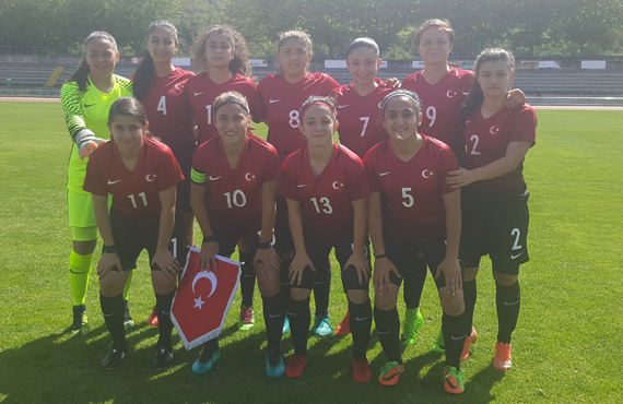Women's U17s draw against Portugal: 2-2