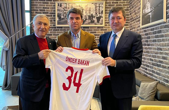 Beikta Kaymakam Önder Bakan'dan TFF'ye ziyaret 