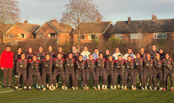 ngiltere'ye Giden U15 Kz Mill Takmmz, Almanya Mana Hazr