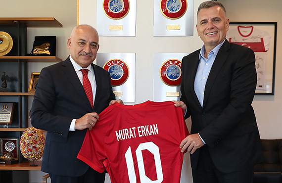 Turkcell'den TFF Bakan Büyükeki'ye ziyaret