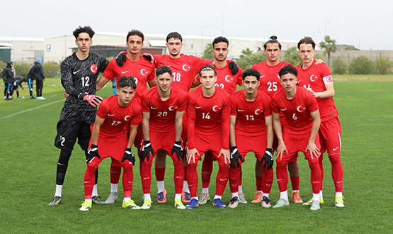 U17 Mill� Tak�m�m�z, Hindistan'� 6-1 Ma�lup Etti